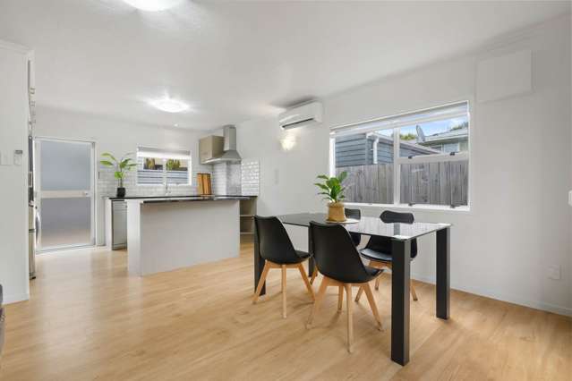 A/12 Evans Road Weymouth_4