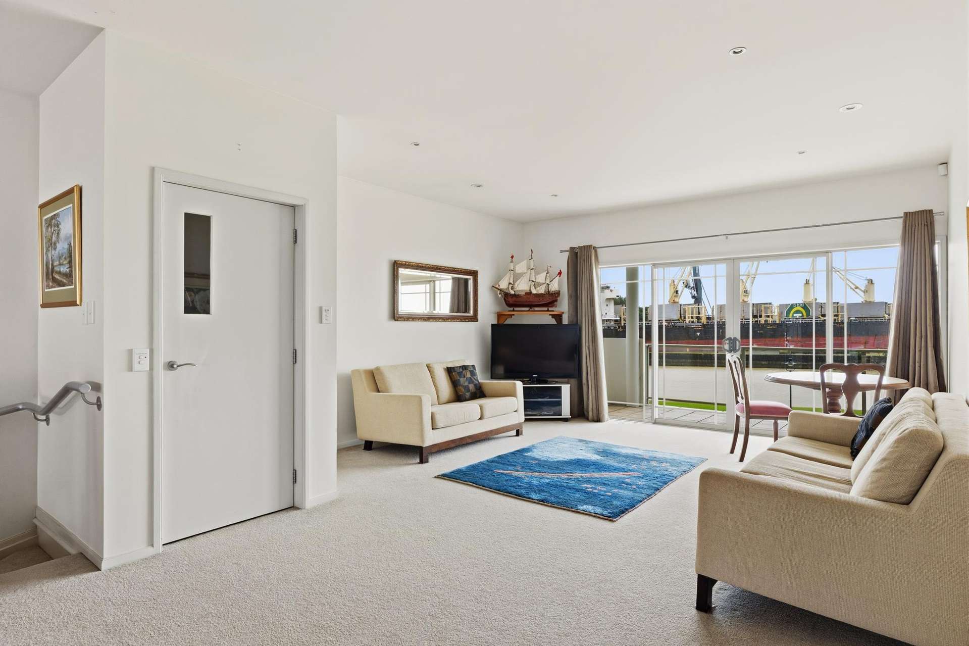 13/100 Customhouse Street Gisborne_0