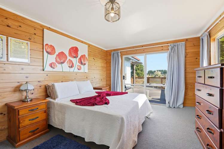 41 Rangiotu Road Himatangi Beach_8