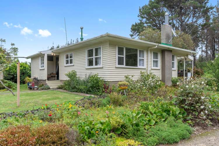 141 Kellys Bay Road Pouto_11