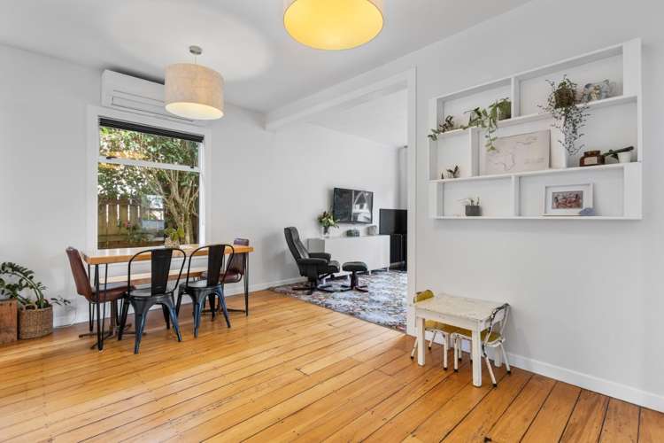 13 Bracken Street New Plymouth Central_7