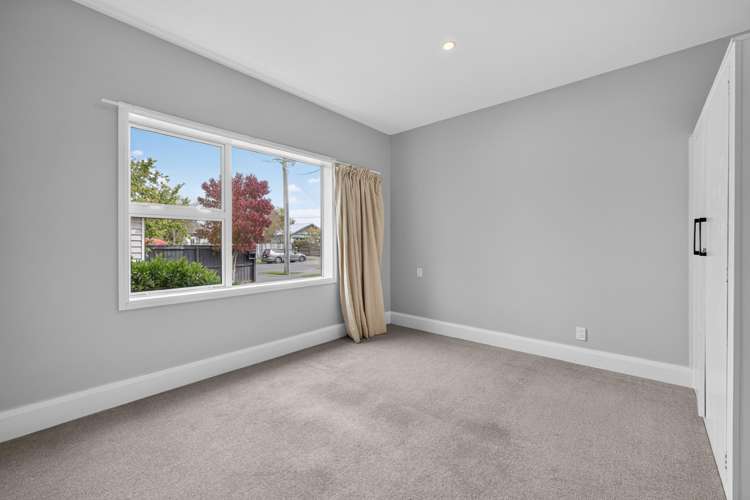 81 Wildberry Street Woolston_10