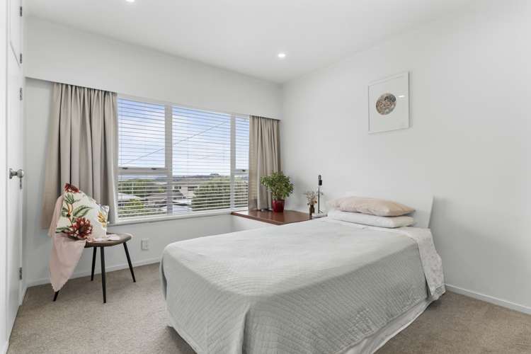 121 Wallace Road Mangere Bridge_11