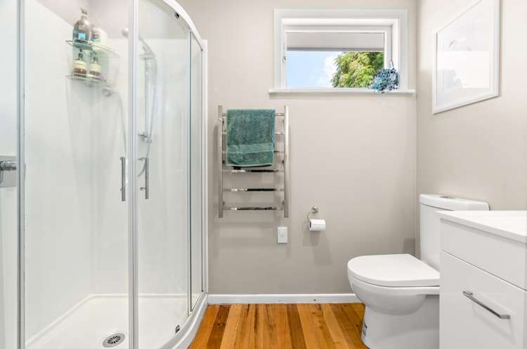 82 Kingswood Road Brookfield_18