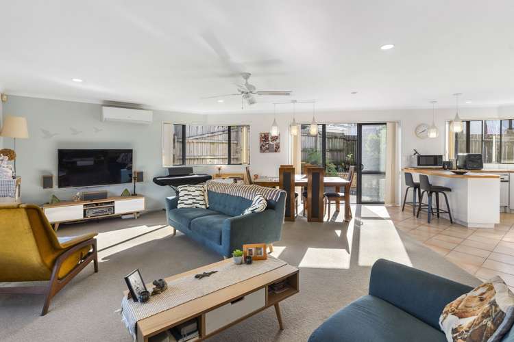 2 Hazards Road Manurewa_16