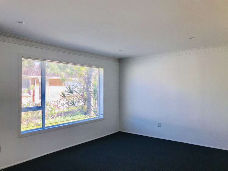 2/11 Waipuna Road Mount Wellington_1