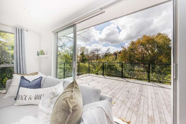 16a Springdale Grove Fitzherbert_2