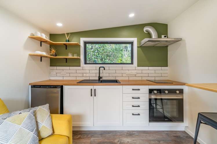 79 Sea Vista Drive Pukerua Bay_25