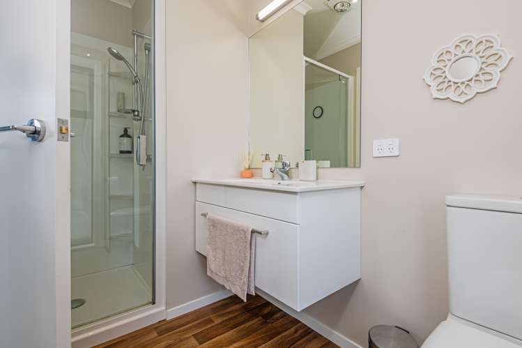 26 Pitt Street Pahiatua_10