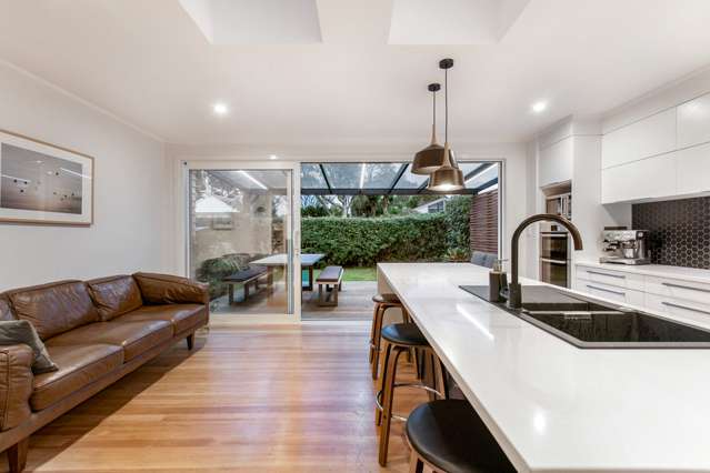 6 Houpara Street One Tree Hill_3