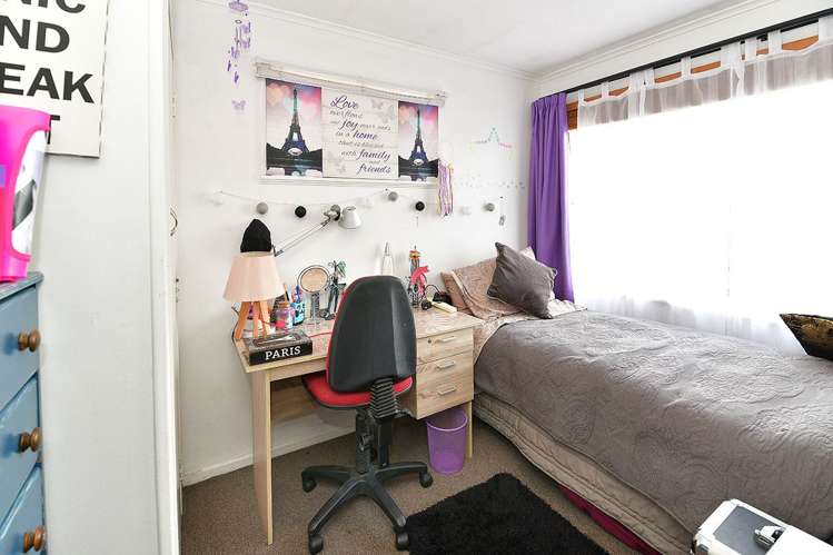 245 Vipond Road Stanmore Bay_11