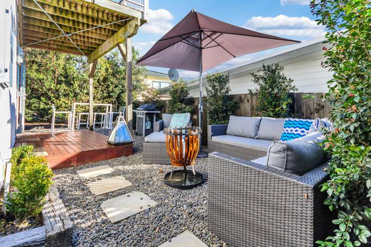 14a Holiday Road Stanmore Bay_18