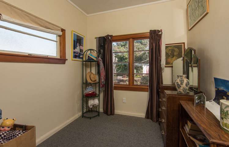 30 Jenner Road Toi Toi_8