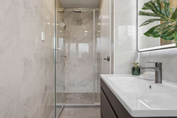 18B Hatherlow Street Glenfield_18