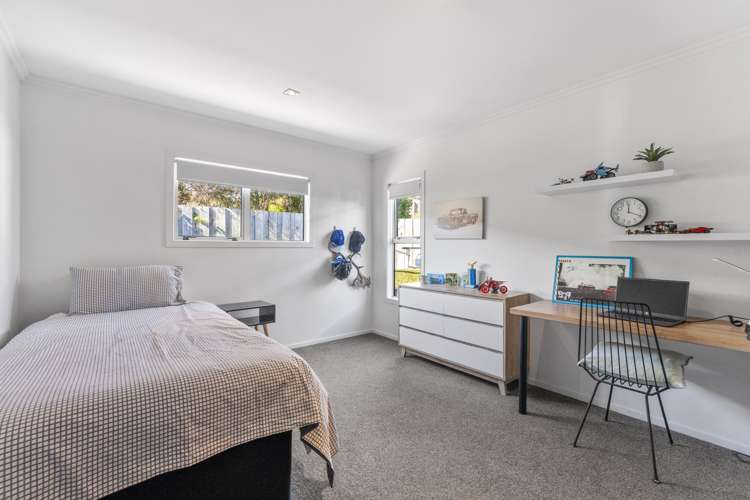 18 Coprosma Crescent Waipahihi_13