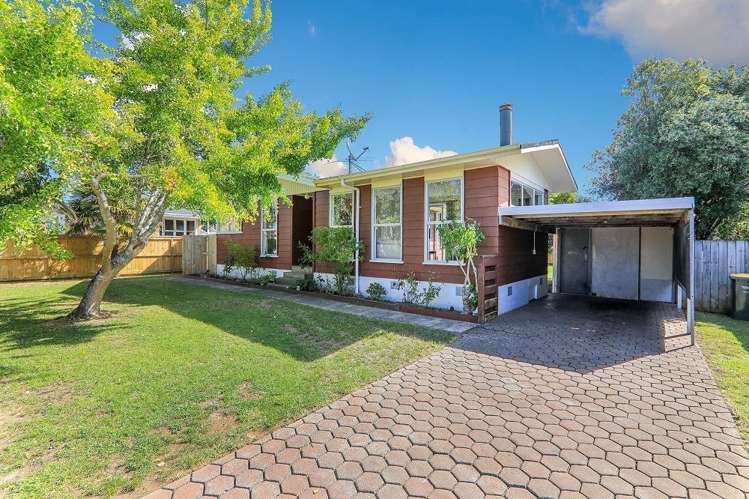 35 Beach Road Te Atatu Peninsula_0