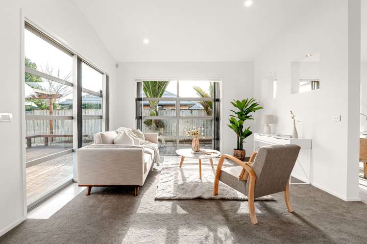 106 Saint James Drive Huntington_12