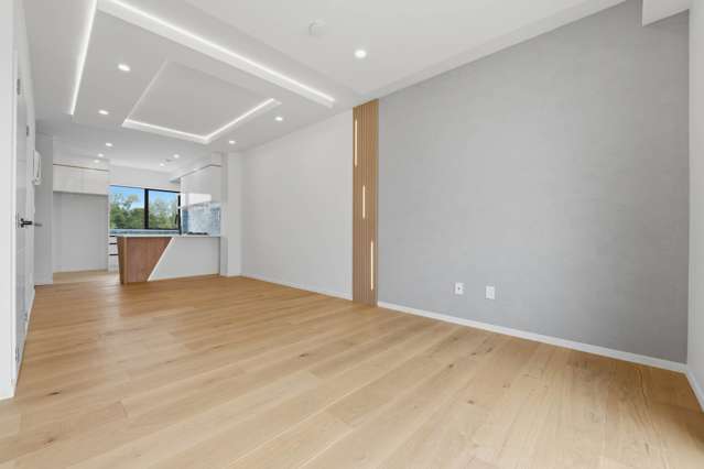 Unit 6/87 Otuwairoa Esplanade Papakura_2