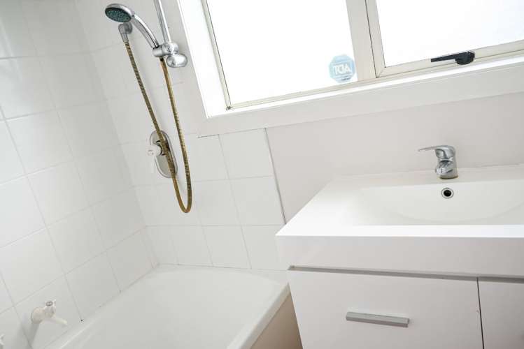 21 Wildwood Avenue Wainoni_5