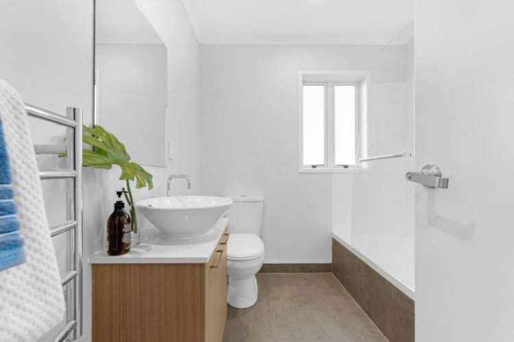 22 Joseph Street Flat Bush_19