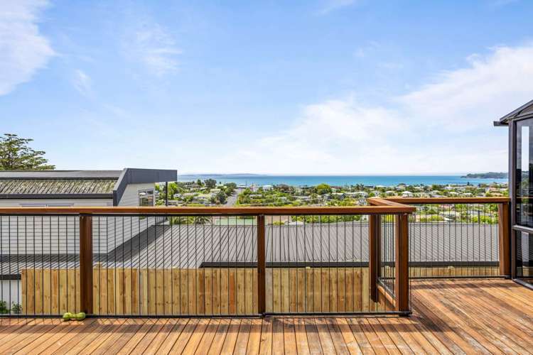 21 D'Oyly Drive Stanmore Bay_15