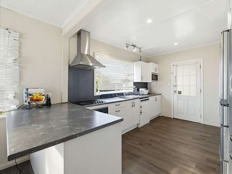 411 Hastings St South Akina_7