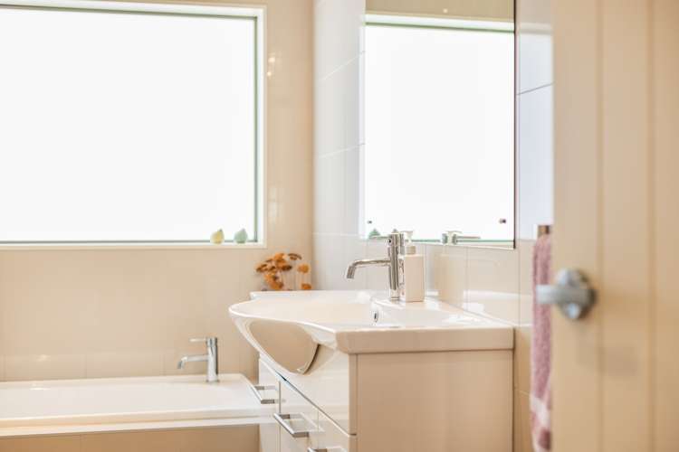 21 Telford Way Raumati Beach_20