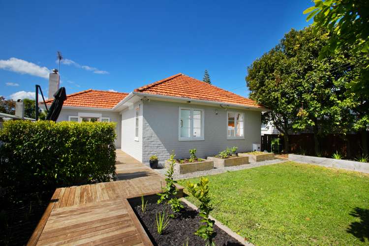 11 Kiwi Road Point Chevalier_9