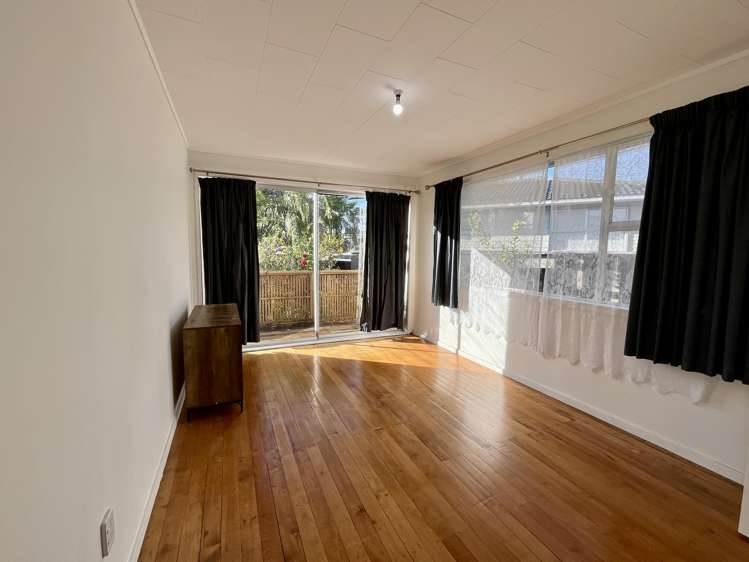 36 Reelick Avenue Pakuranga Heights_3