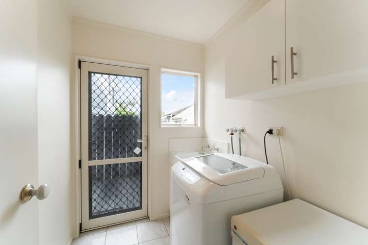 2/24 Philson Terrace Browns Bay_21