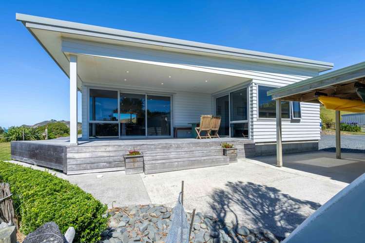 367 The Nuggets Road South Otago Coastal_16