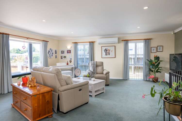 38 Balmoral Drive Hilltop_3