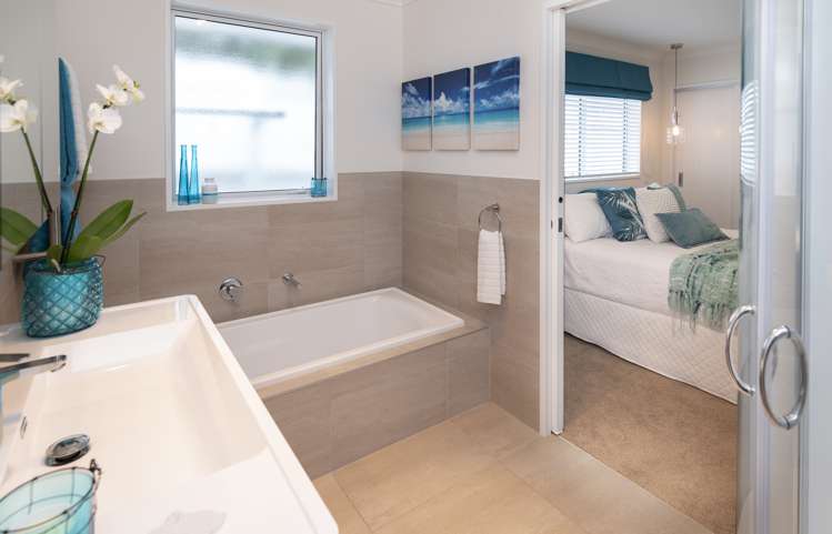 65 Constellation Avenue Beachlands_20