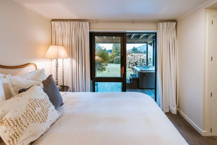 86 Golf Course Road Wanaka_23