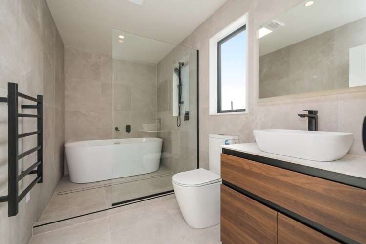 E/79 Archers Road Hillcrest_10