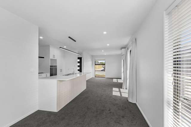 16 Henshaw Street Woodend_3