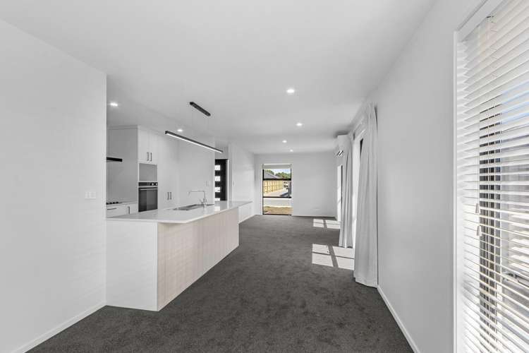 16 Henshaw Street Woodend_3