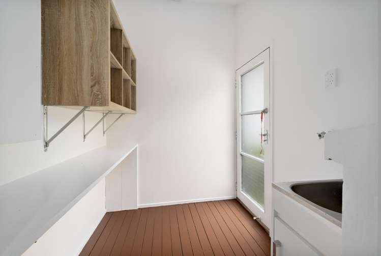 40 Tudor Road Henderson_23