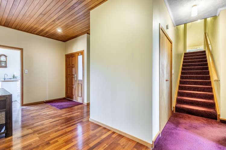 64 Winton Wreys Bush Highway Winton_14