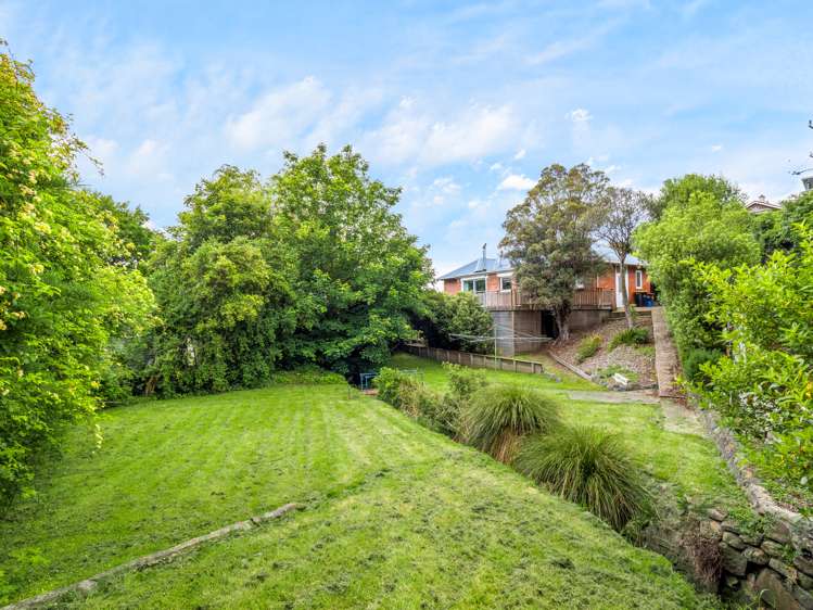 84 Playfair Street Caversham_18