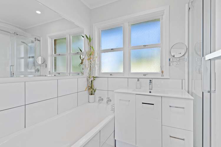 34 Windsor Road Bellevue_11