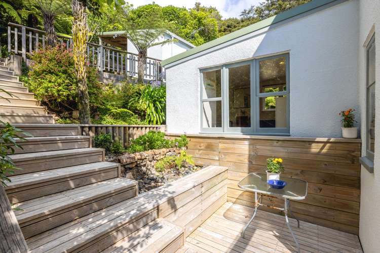 69 Victoria Road South Onetangi_18