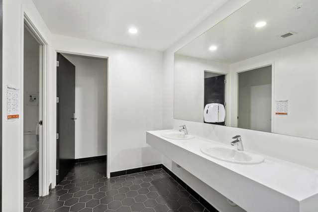 2b/23-25 Broadway Newmarket_3