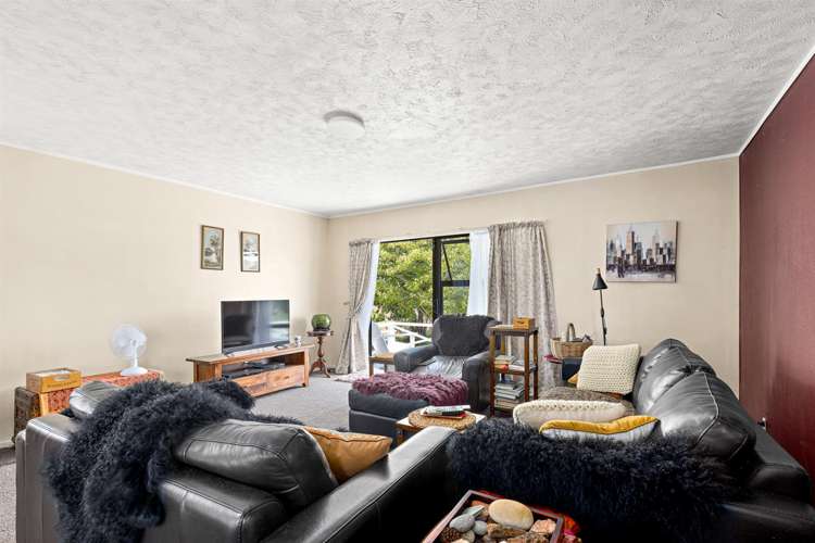 380 Kaipara Coast Highway Helensville_11