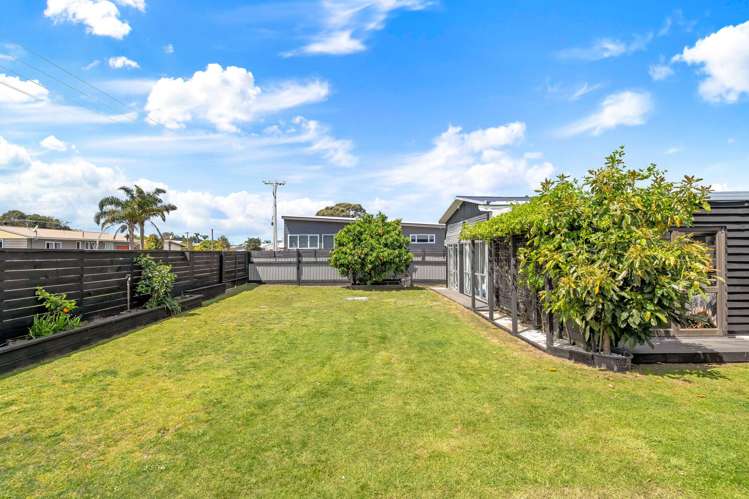 208 Port Road Whangamata_21