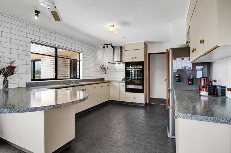 83 Brown Road Waitara_4