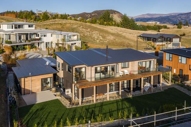 9 Barclay Place Wanaka_1