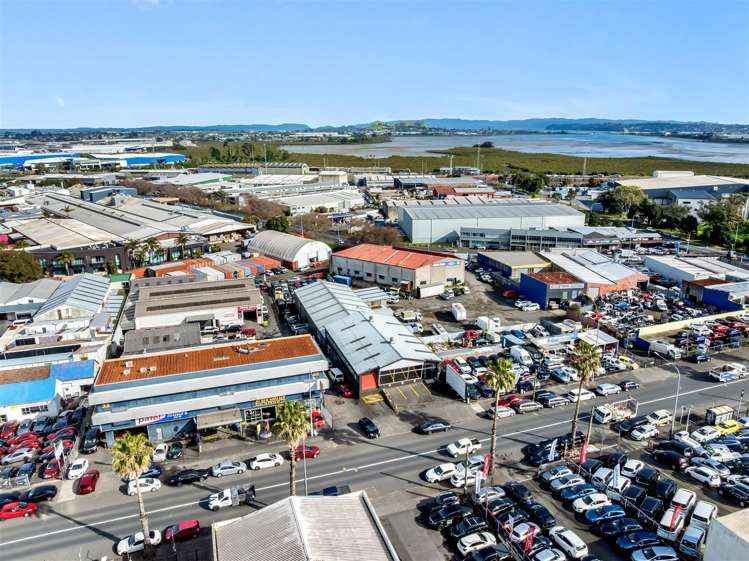 25 Great South Road Otahuhu_3