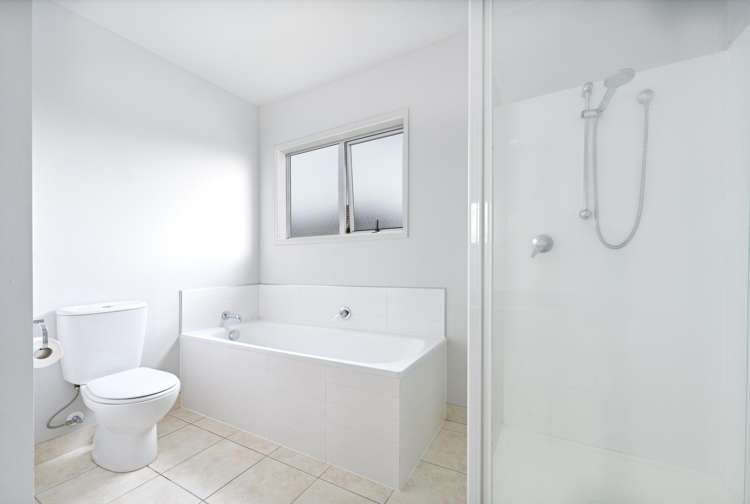 8 Roy Maloney Drive Henderson Heights_20