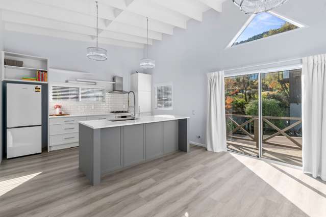 37-39 Hallenstein Street, Habeke Apartment J Queenstown_3